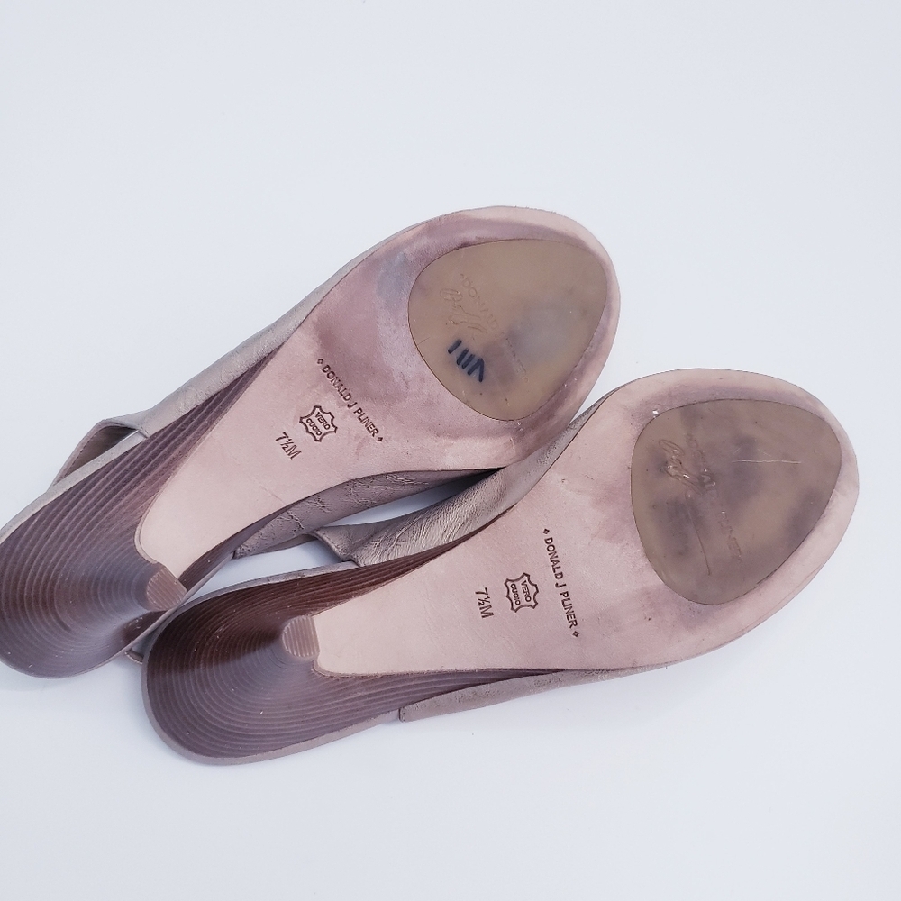 Donald J. Plunder Papina Slingback Kitten Heels - Picture 5 of 6